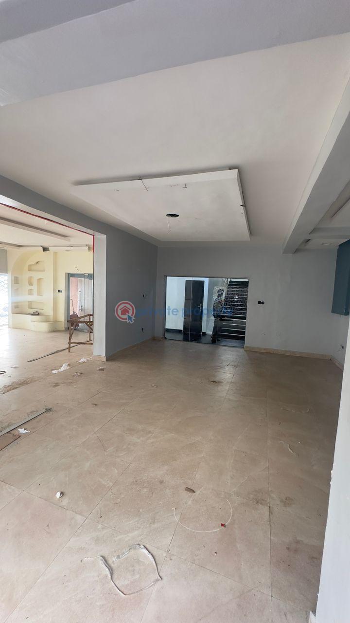 Commercial Property For Rent Lekki Phase 1 Lagos - 8