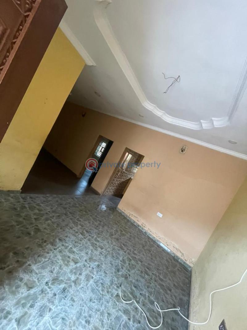Nicely 2 bedroom flat at powerline kute off wofun iwo road also link through akala akobo. - 5 2 bedroom Block Of Flats For Rent Kute Off Wofun Ibadan Oyo - 5