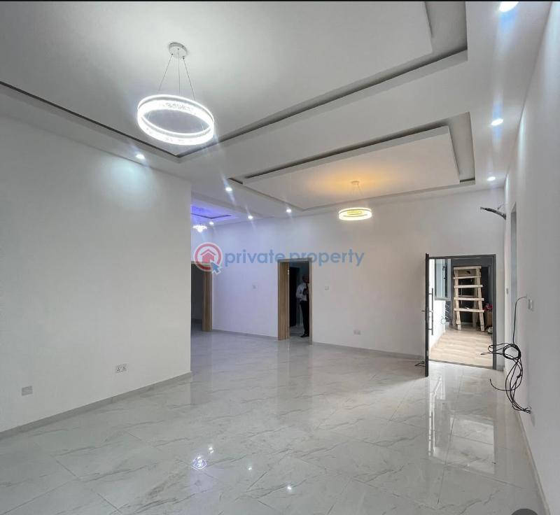 3 bedroom Block Of Flats For Sale Jibowu Yaba Lagos - 5