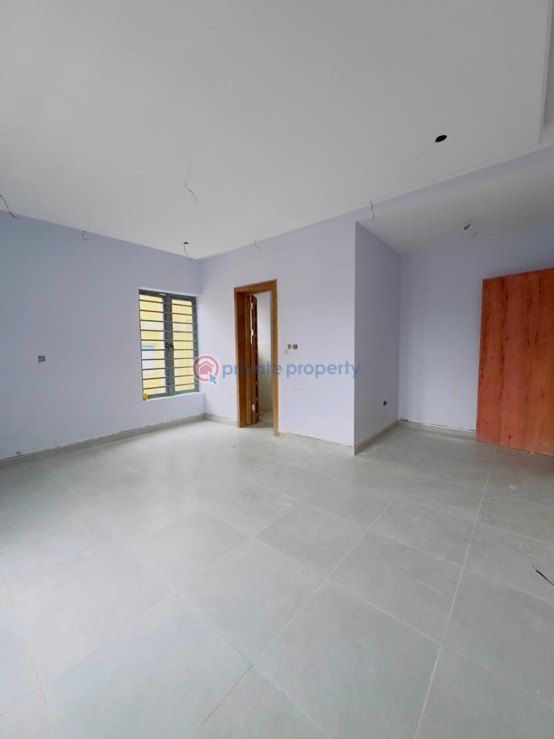 3 bedroom Block Of Flats For Sale Nicely Built 2 & 3 Bedroom Apartment With Bq Mende Maryland Lagos - 8