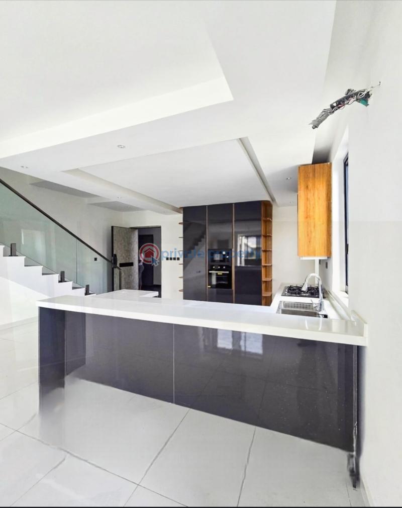 2 bedroom Maisonette For Sale Lekki Phase 1 Lagos - 3