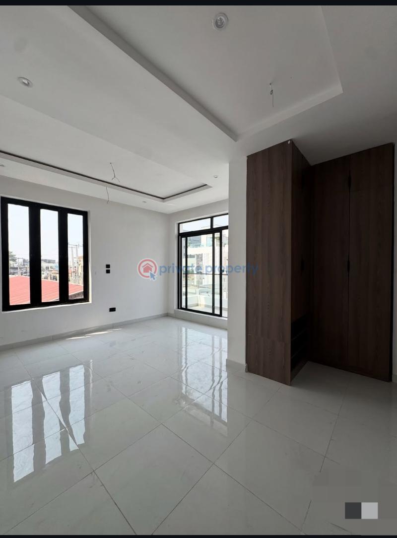 2 bedroom Block Of Flats For Sale Lekki Phase 1 Lagos - 9