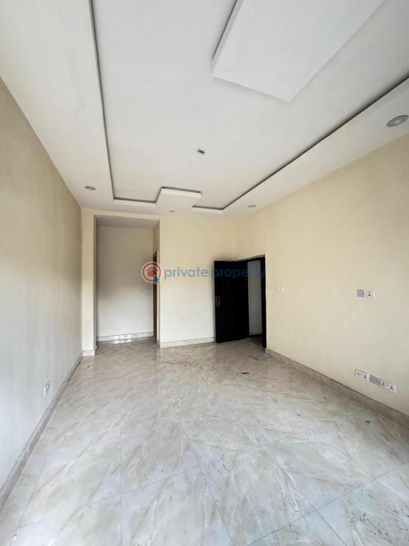3 bedroom Block Of Flats For Sale Yaba Lagos - 8