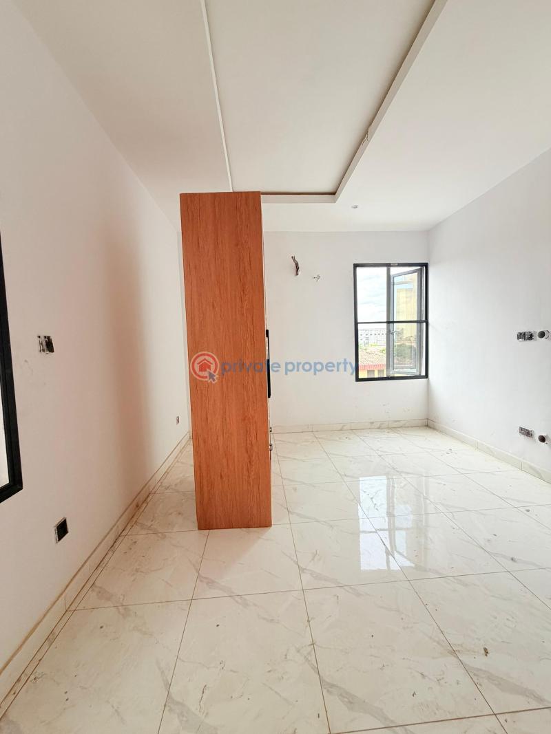 3 bedroom Block Of Flats For Sale Ikeja GRA Lagos - 3