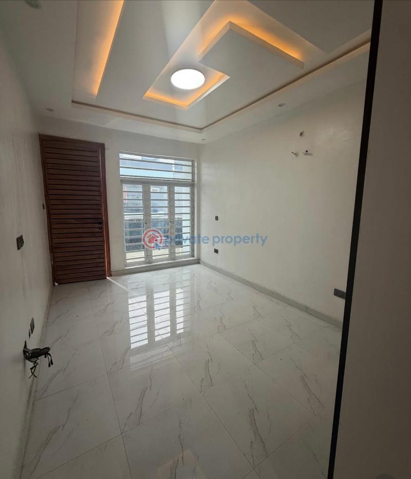 Nicely built 3 bedroom semi detached duplex - 4 3 bedroom Semi detached Duplex For Sale Opebi Ikeja Lagos - 4