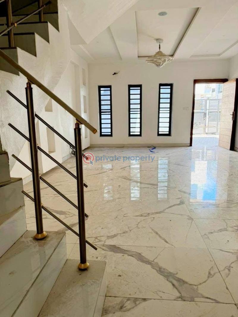 4 bedroom Semi detached Duplex For Sale Along Lekki Expressway Lagos - 5