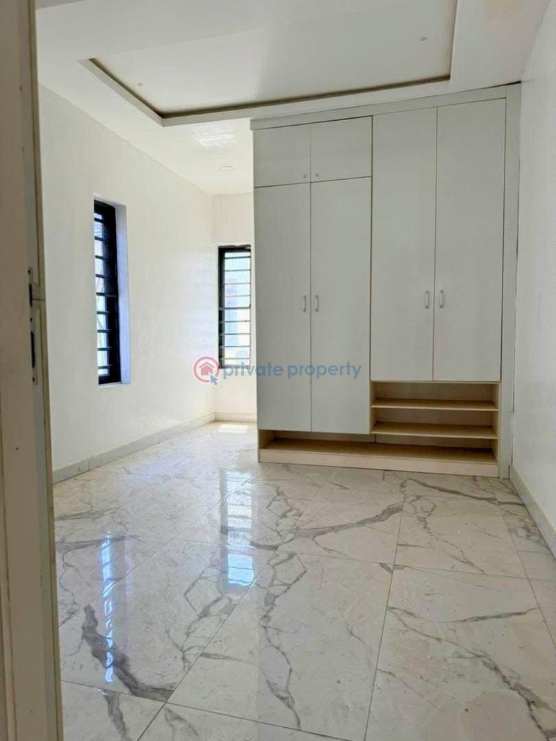 4 bedroom Semi detached Duplex For Sale Along Lekki Expressway Lagos - 2