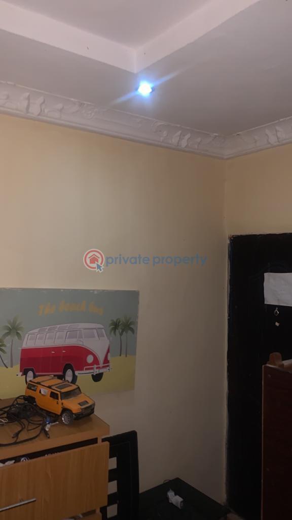 Detached Bungalow For Sale Akoto Estate, Elebu Akala Express Ibadan Oyo - 9