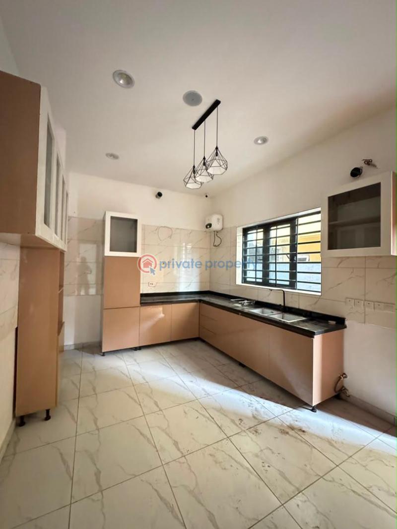 4 bedroom Detached Duplex For Sale Surulere Lagos - 7