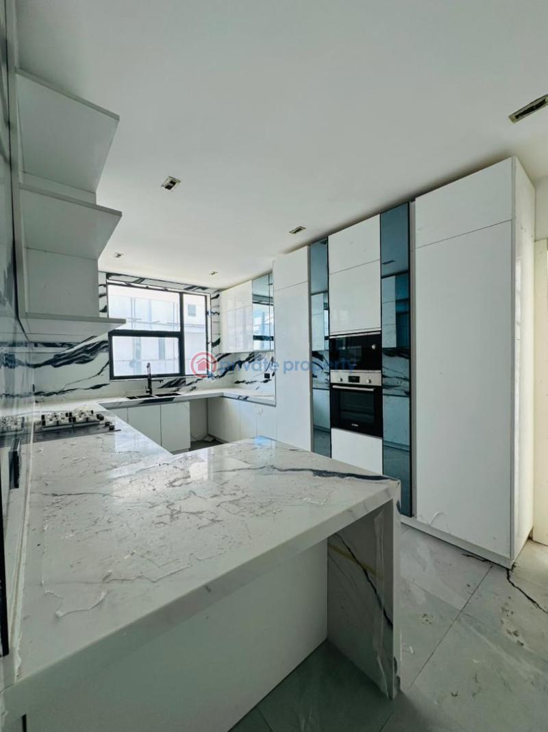 4 bedroom Detached Duplex For Sale Osapa London Lekki Lagos - 4