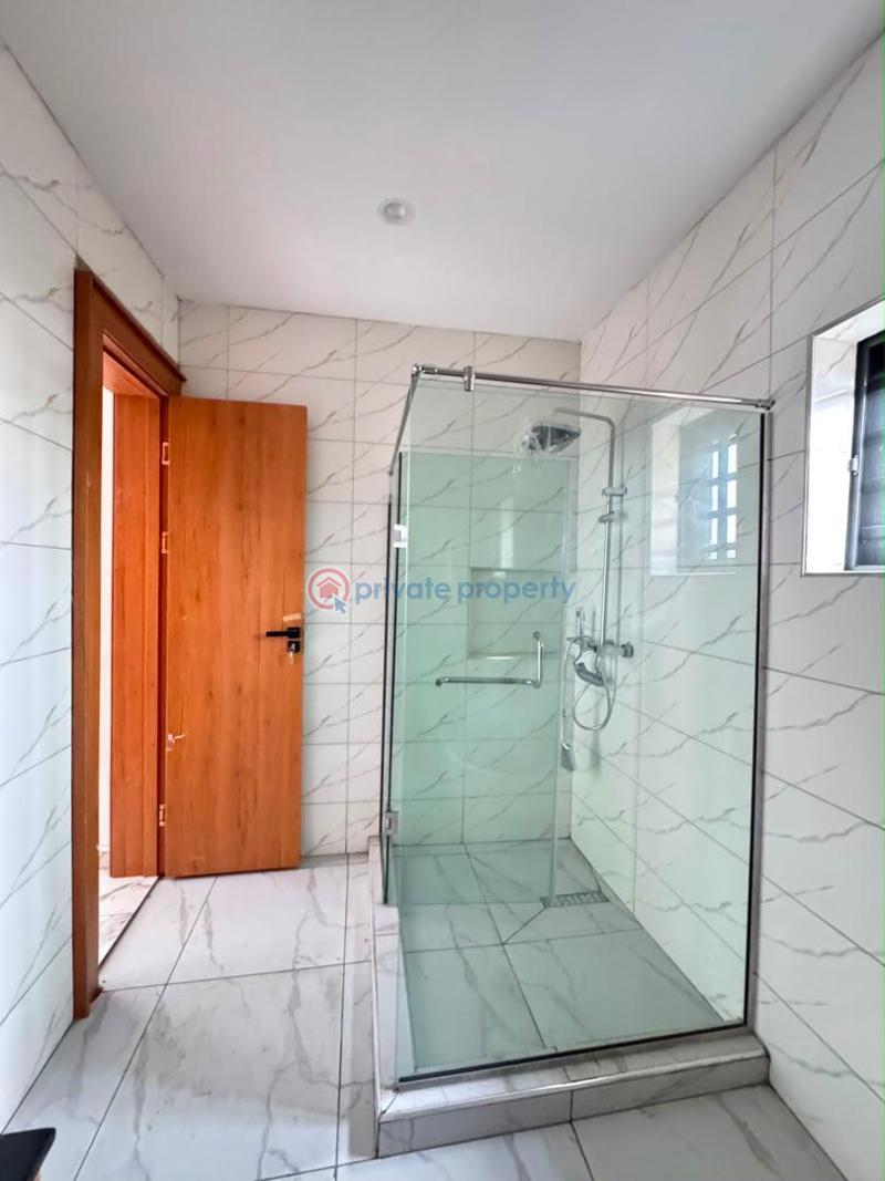 4 bedroom Detached Duplex For Sale Surulere Lagos - 18
