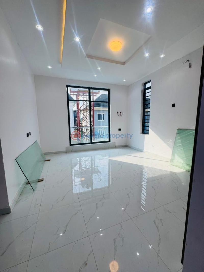 4 bedroom Detached Duplex For Sale Off College Road Ifako-ogba Lagos - 10