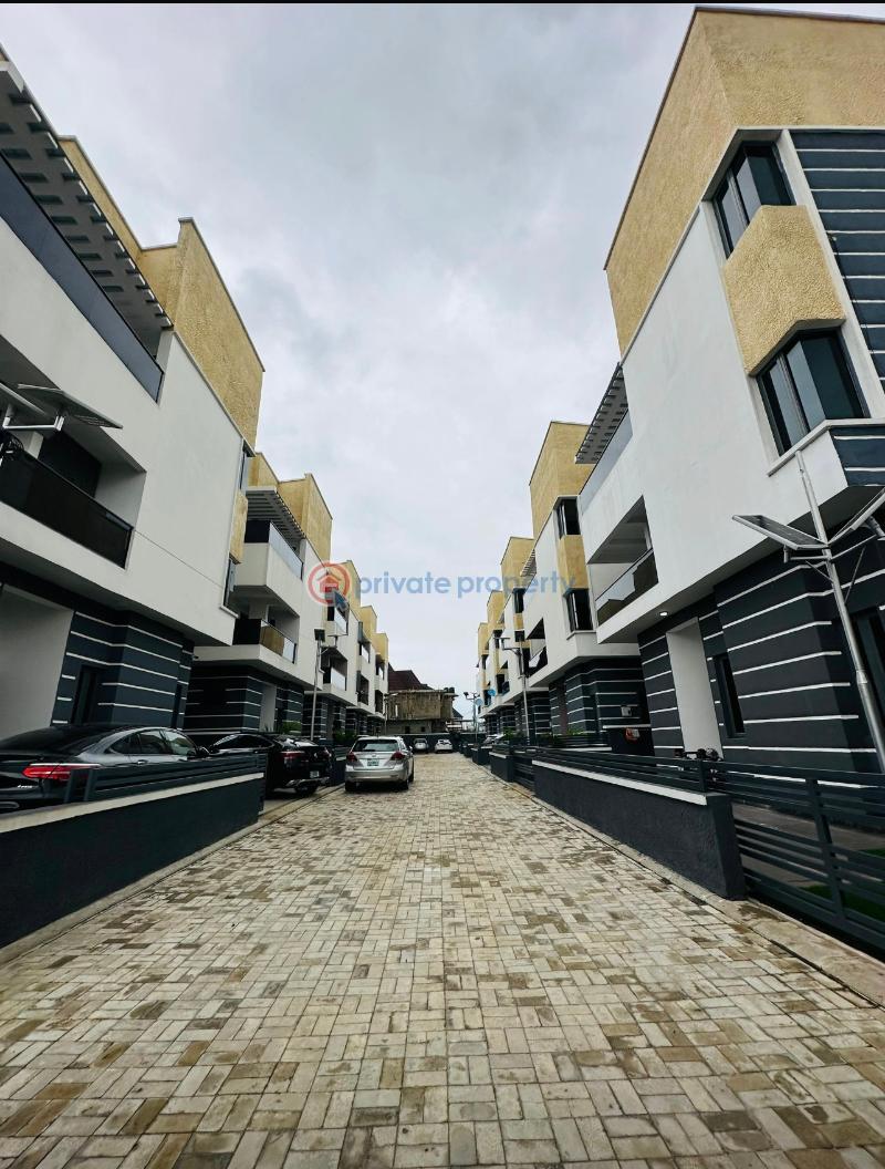 4 bedroom Detached Duplex For Sale Amuwo Odofin Festac Festac Amuwo Odofin Lagos - 1