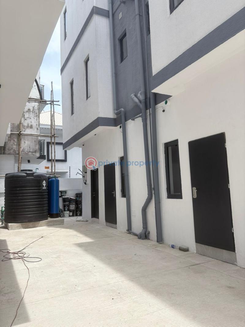 4 bedroom Semi detached Duplex For Sale Lekki Phase 1 Lagos - 13