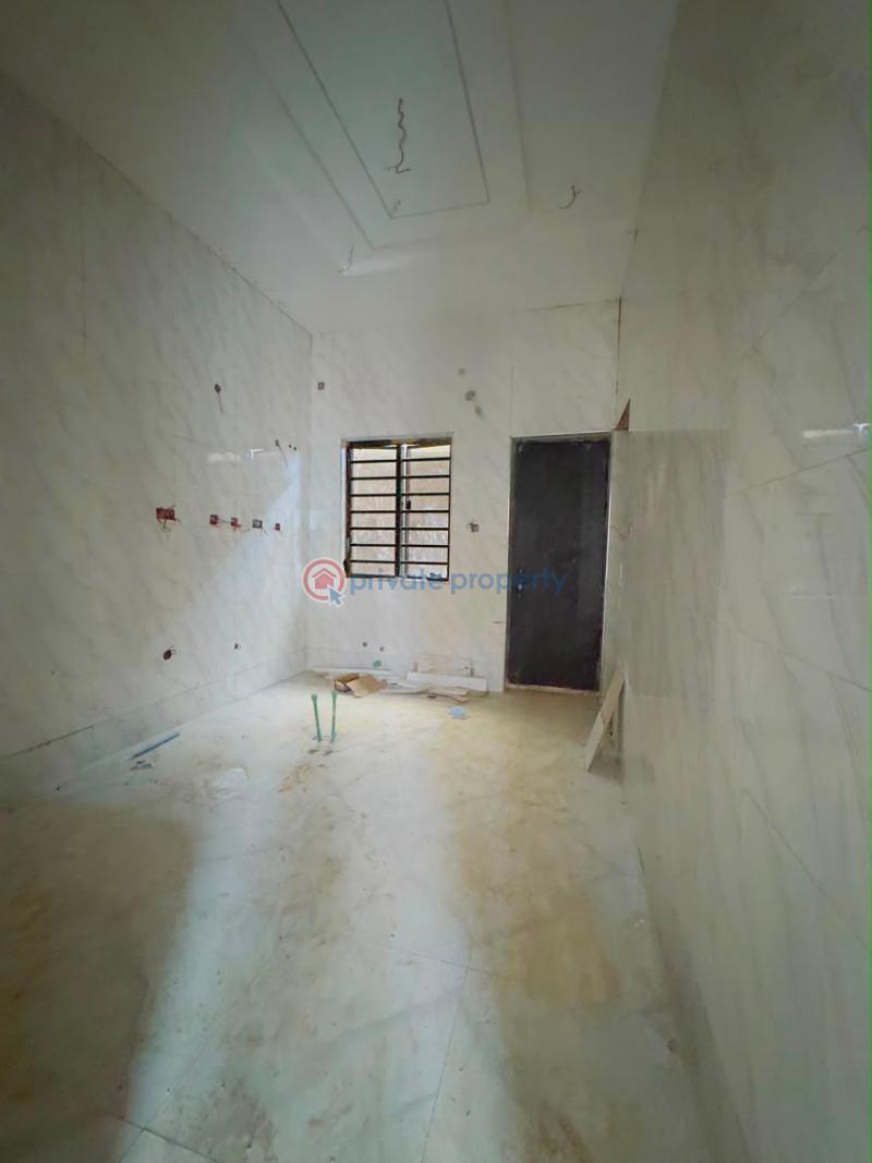 4 bedroom Semi detached Duplex For Sale Nicely Built 4 Bedroom Semi Detached Duplex With Bq, Omole Phase 2 Extension Omole Phase 2 Ojodu Lagos - 9