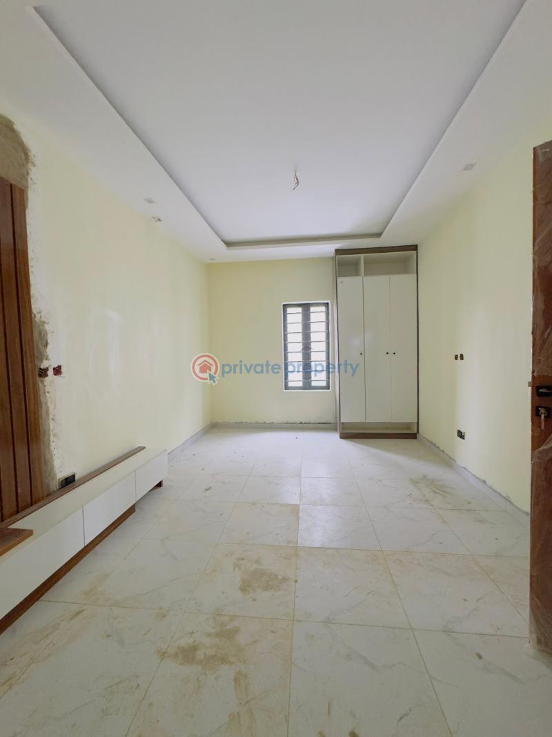 4 bedroom Semi detached Duplex For Sale Nicely Built 4 Bedroom Semi Detached Duplex With Bq Anthony Village Maryland Lagos - 3
