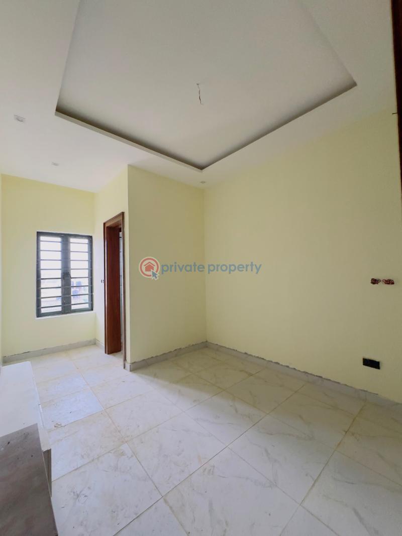 4 bedroom Semi detached Duplex For Sale Nicely Built 4 Bedroom Semi Detached Duplex With Bq Anthony Village Maryland Lagos - 12