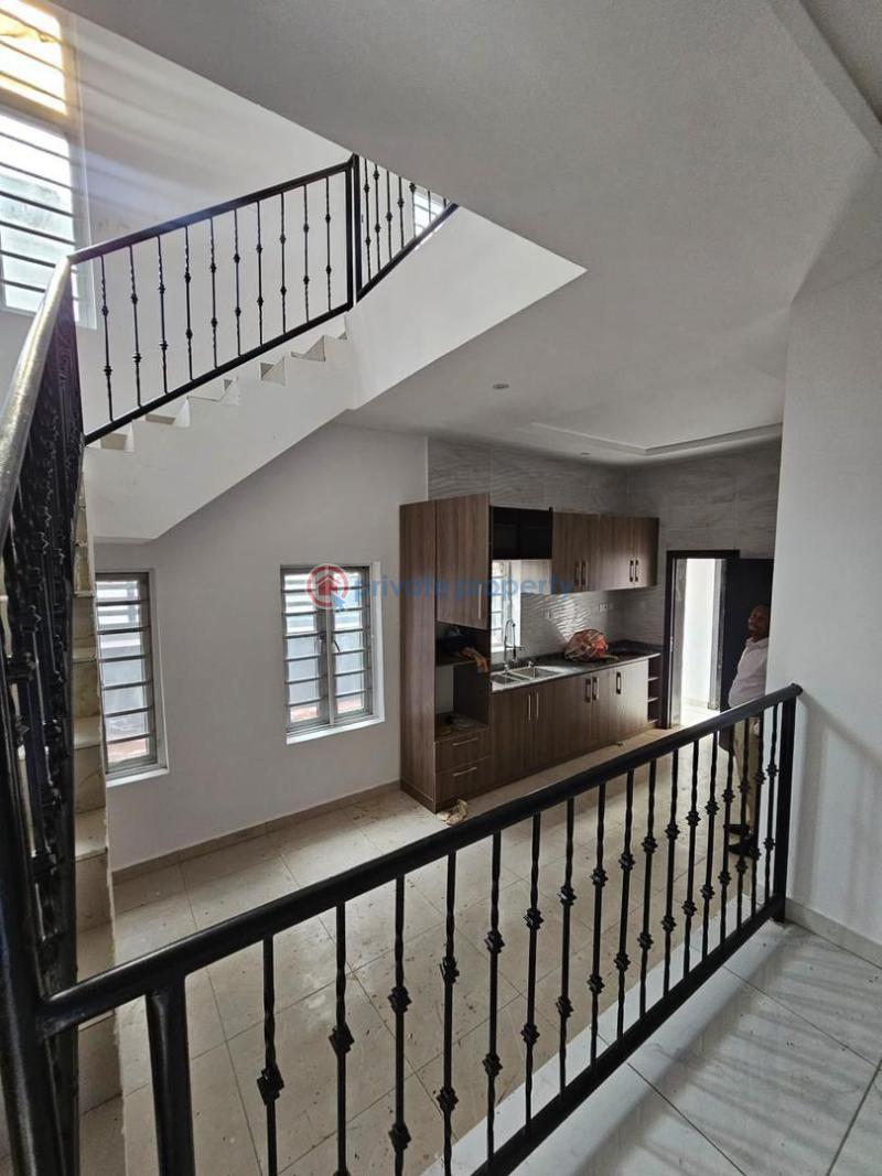 4 bedroom Semi detached Duplex For Sale Maryland Lagos - 6