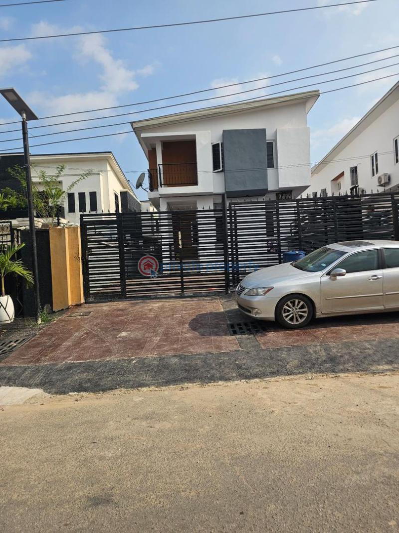 4 bedroom Semi detached Duplex For Sale Maryland Lagos - 4