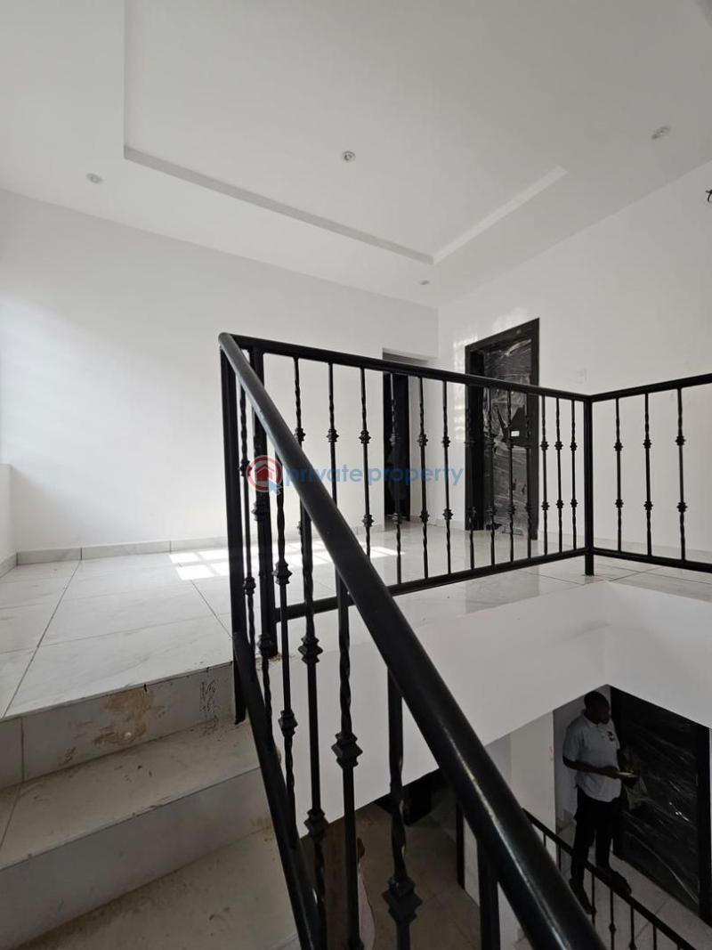 4 bedroom Semi detached Duplex For Sale Maryland Lagos - 7