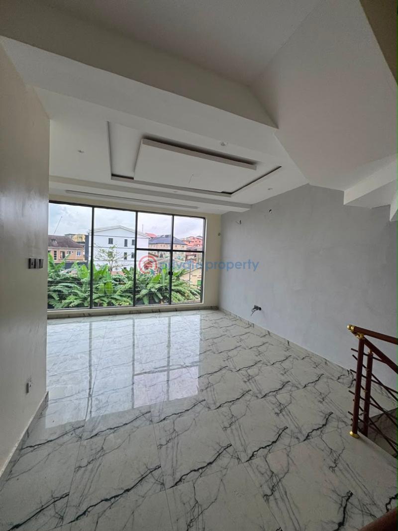 4 bedroom Terraced Duplex For Sale Nicely Built 4 Bedroom Terrace Detached Duplex With Bq, Magodo Gra Phase 2 Magodo GRA Phase 2 Kosofe/Ikosi Lagos - 2
