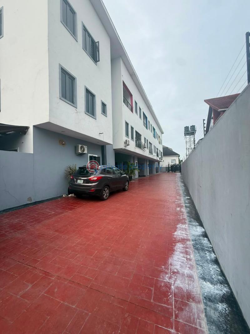 4 bedroom Terraced Duplex For Sale Ikate Lekki Lagos - 0