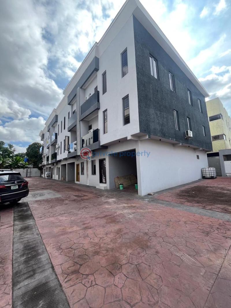 4 bedroom Terraced Duplex For Sale Maryland Lagos - 0