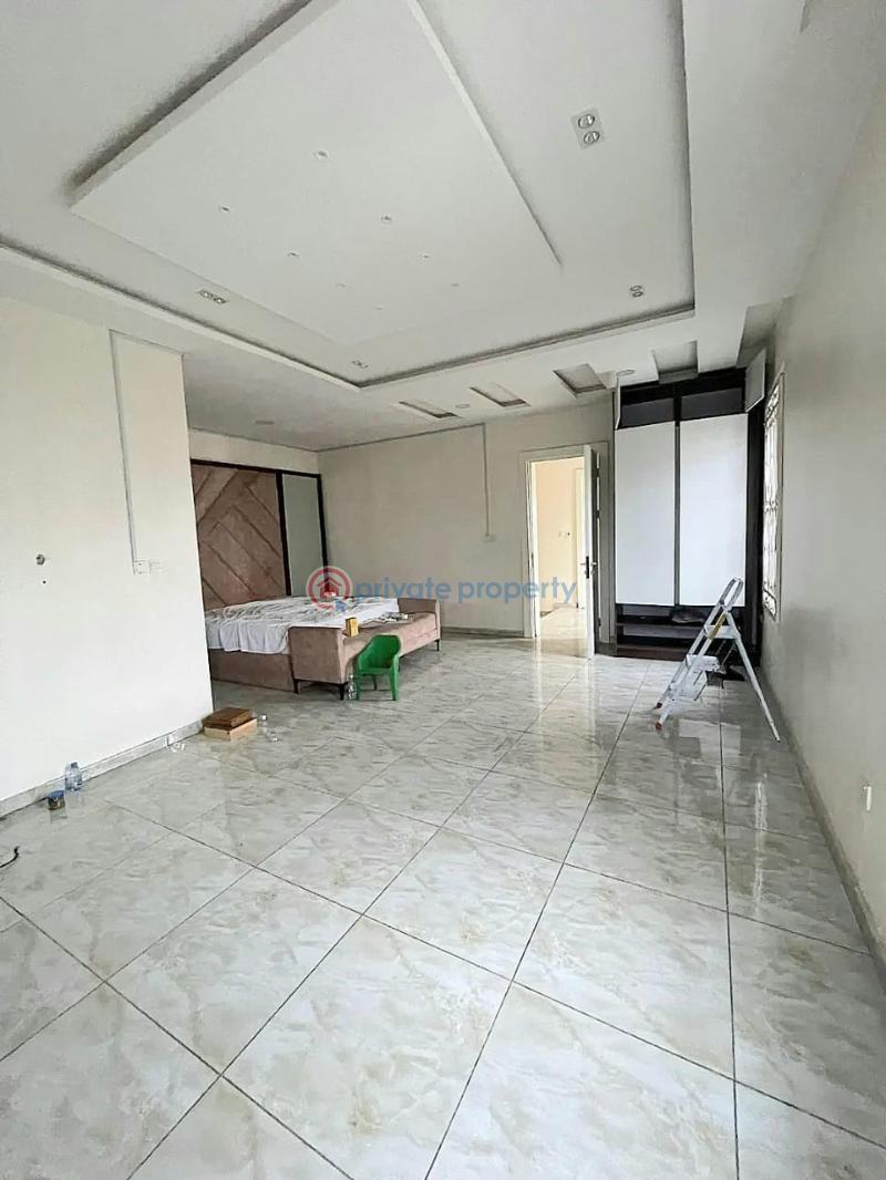Nicely built 4 bedroom terrace duplex with bq - 13 4 bedroom Terraced Duplex For Rent Lekki Phase 1 Lagos - 13