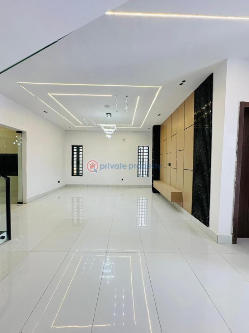 Nicely built 4bedroom semi detached duplex with bq - 1 4 bedroom Semi detached Duplex For Sale Ajah Lagos - 1