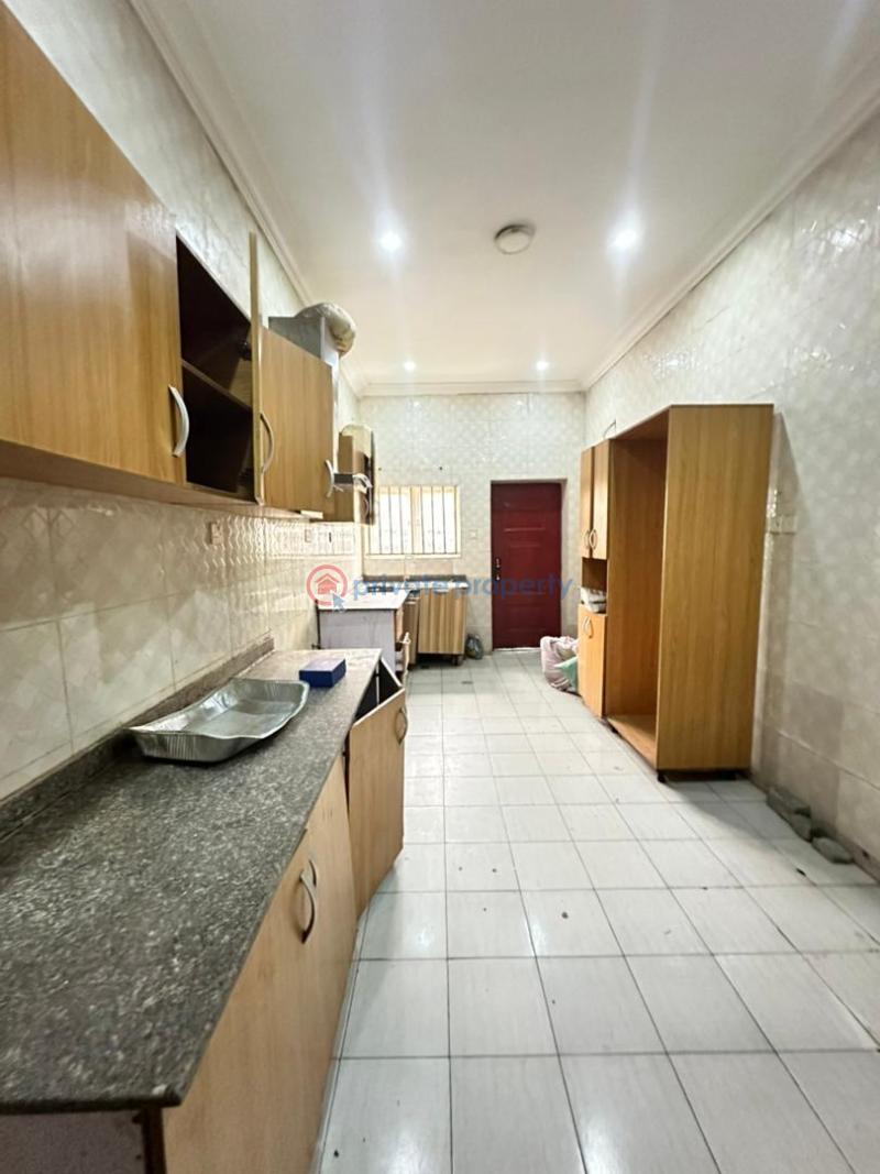 4 bedroom Terraced Duplex For Sale Osapa London Lekki Lagos - 4
