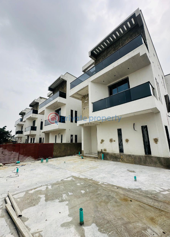 5 bedroom Detached Duplex For Sale Omole Phase 1 Ojodu Lagos - 1