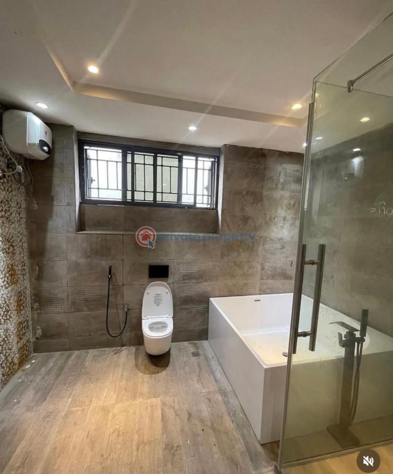 5 bedroom Detached Duplex For Sale Atunrase Medina Gbagada Lagos - 8