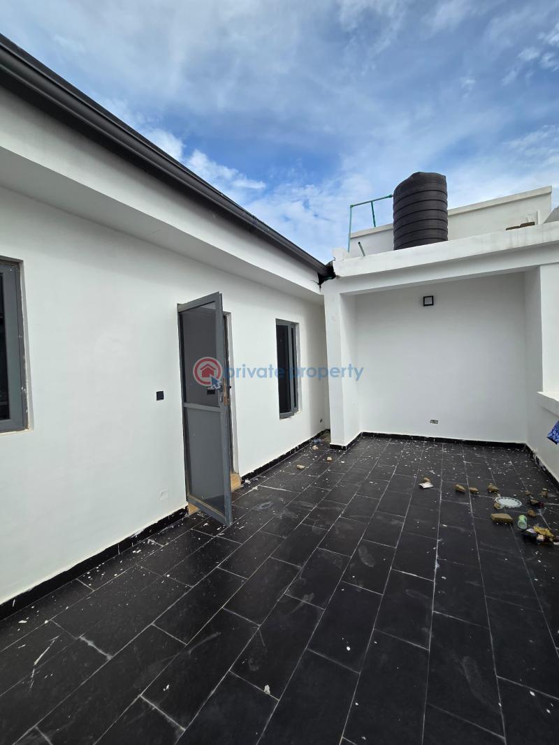 5 bedroom Semi detached Duplex For Sale Ikate Lekki Lagos - 2