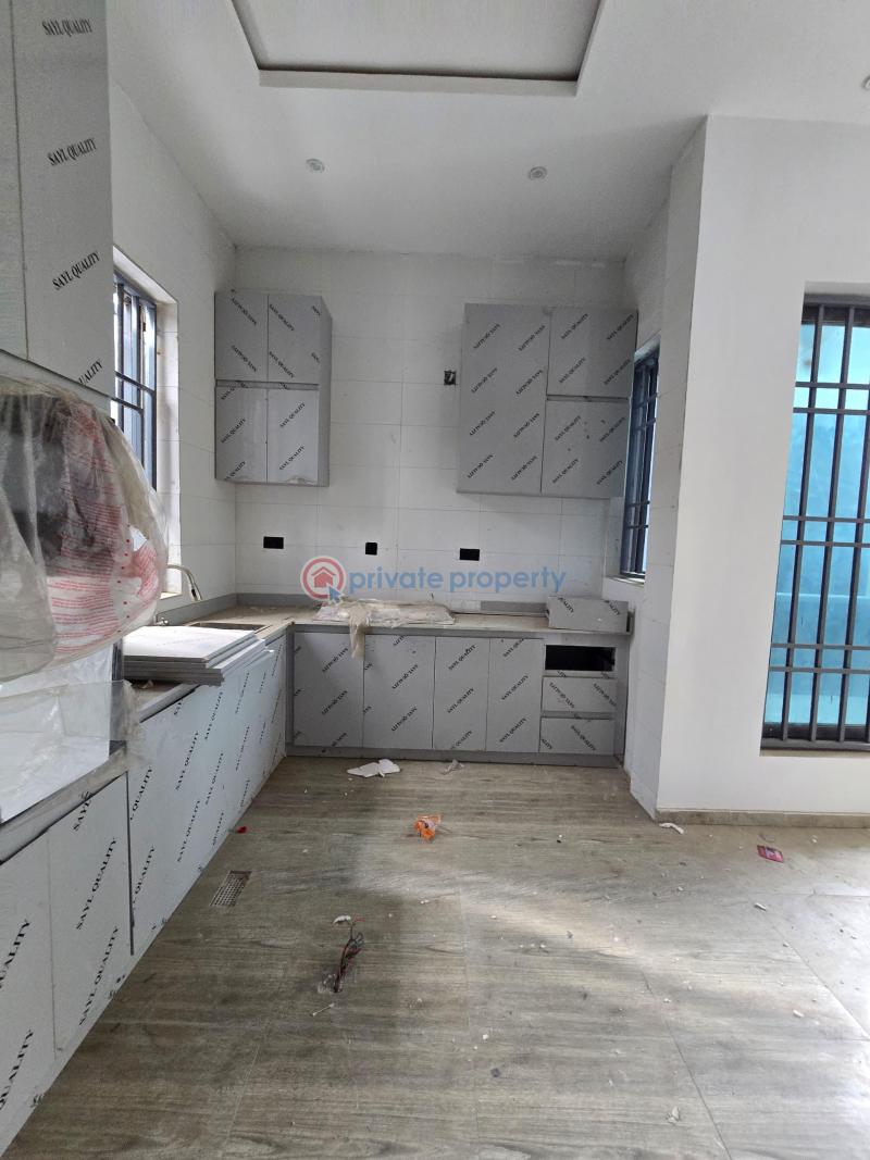 5 bedroom Semi detached Duplex For Sale Ikate Lekki Lagos - 3