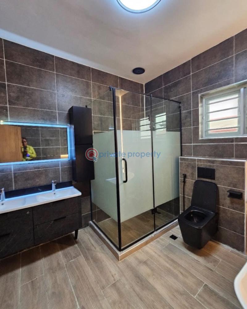 5 bedroom Detached Duplex For Sale Omole Phase 1 Ikeja Lagos - 4