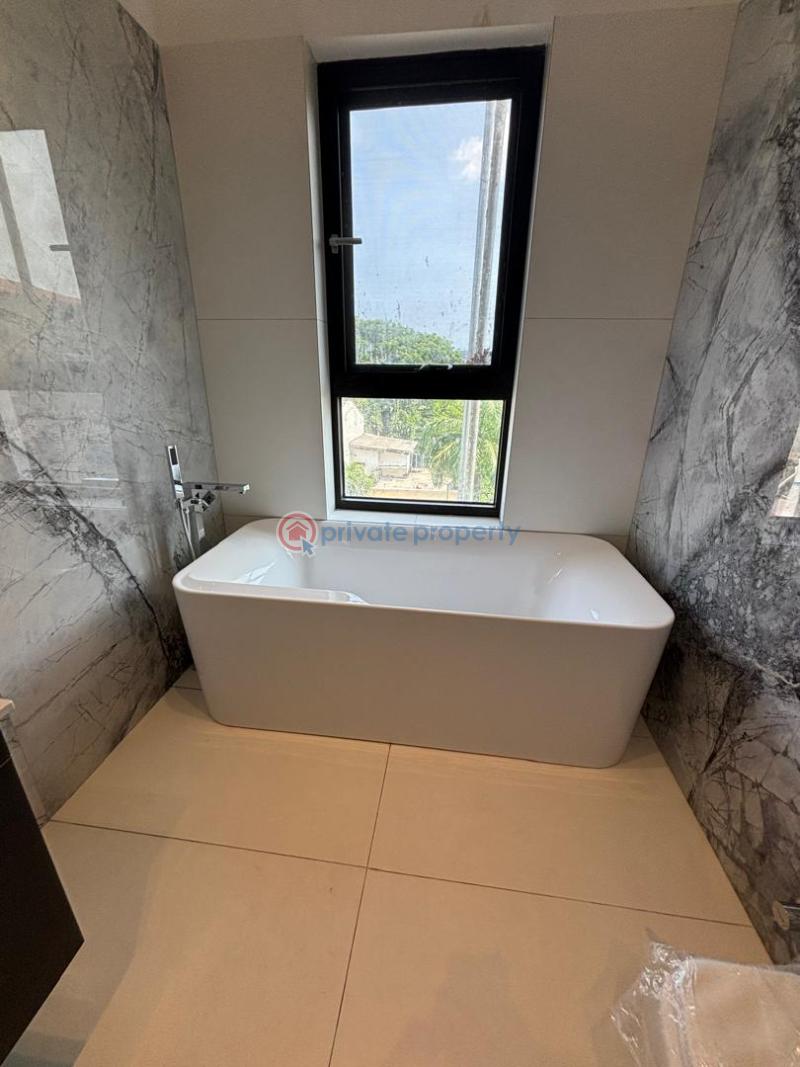 5 bedroom Detached Bungalow For Sale Omole Phase 1 Estate,ikeja Lagos Ikeja  Lagos - 6