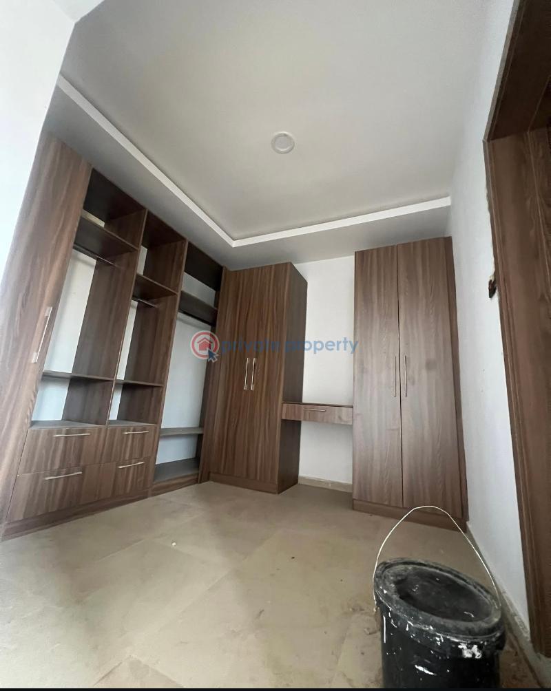 Nicely finished 4 bedroom semi detached duplex in santos estate ikeja - 8 4 bedroom Duplex For Sale Santos Estate Ikeja Lagos Ikeja  Lagos - 8