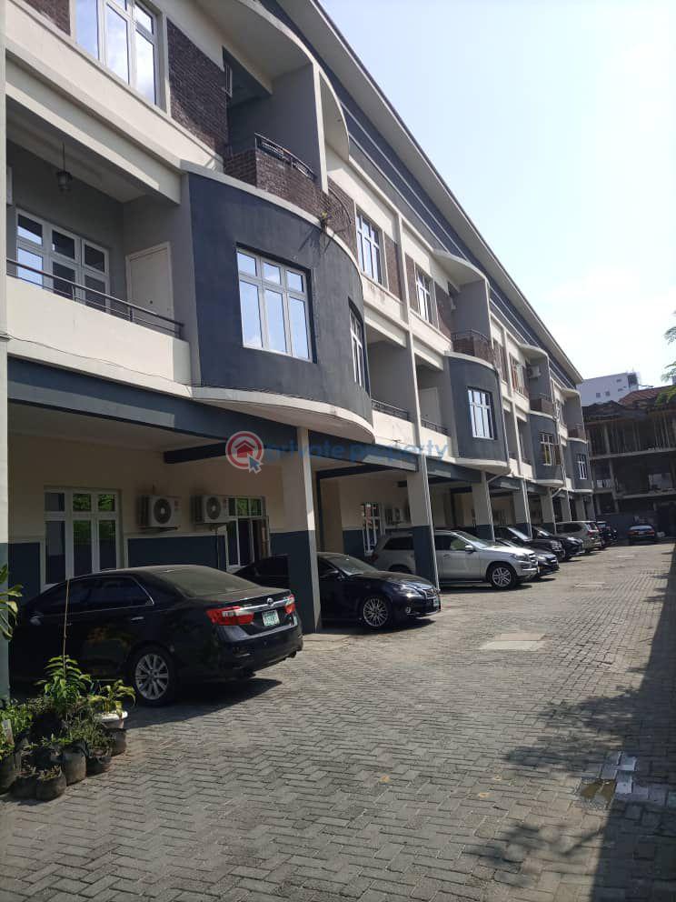 4 bedroom Terrace For Rent Oniru Victoria Island Lagos - 18
