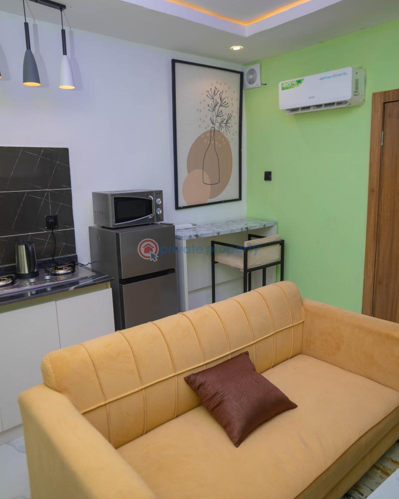 1 bedroom Flat & Apartment Short let Lawanson Surulere Lagos - 1