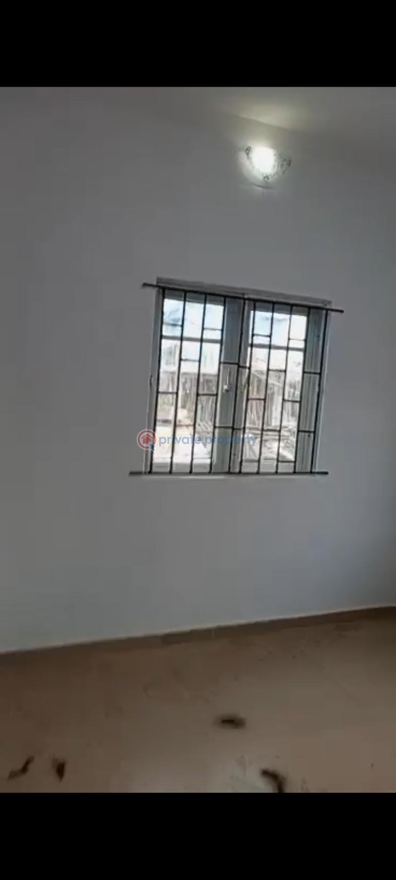 2 bedroom Block Of Flats For Rent Uba Axis Ifaako Gbagada Ifako-Gbagada Lagos - 2