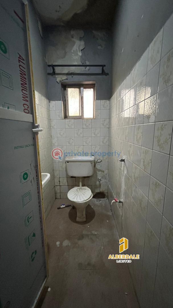 3 bedroom Block Of Flats For Rent Ogudu Road Lagos - 4