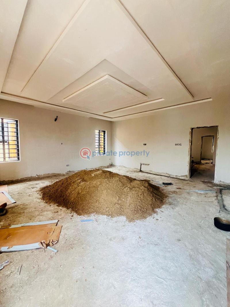 5 bedroom Detached Duplex For Sale Omole Phase 2 Ojodu Lagos - 4