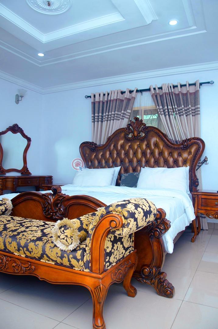 5 bedroom Duplex Short let No 2,abiola Akintoye,crescent, Beside Ashi Baptist Church Bodija. Bodija Ibadan Oyo - 2