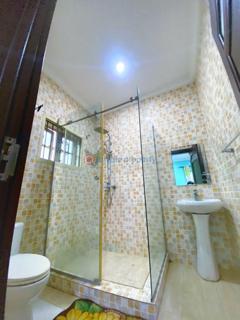 5 bedroom Duplex Short let No 2,abiola Akintoye,crescent, Beside Ashi Baptist Church Bodija. Bodija Ibadan Oyo - 11