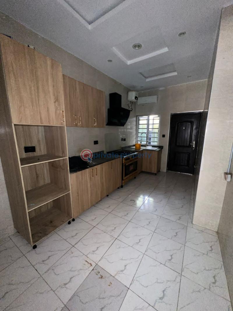 3 bedroom Semi detached Duplex For Rent Meadow Hall Ikate Ikate Elegushi Lekki Lagos - 4