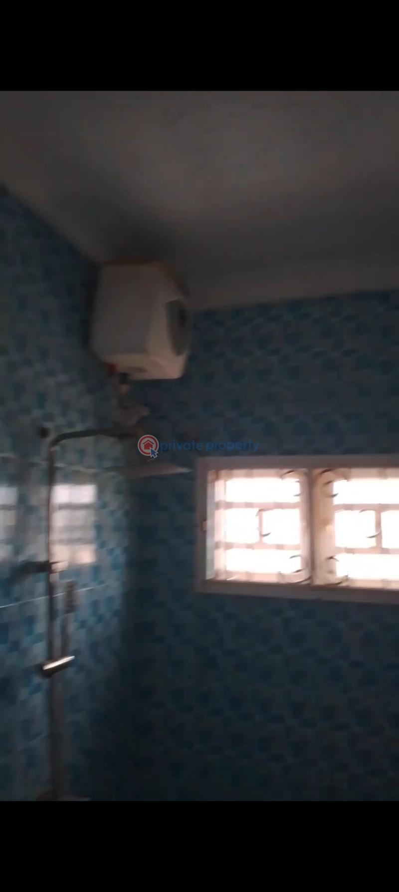 Flat & Apartment For Rent Near Kaola School, Via Tipper Garage, Off Akala Express, Ibadan Ibadan Oyo - 4