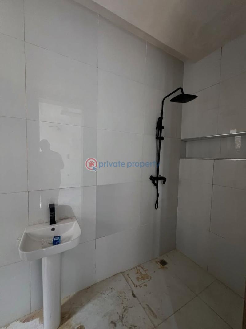 5 bedroom Detached Duplex For Sale Orchid Road Lekki Phase 2 Lagos - 5