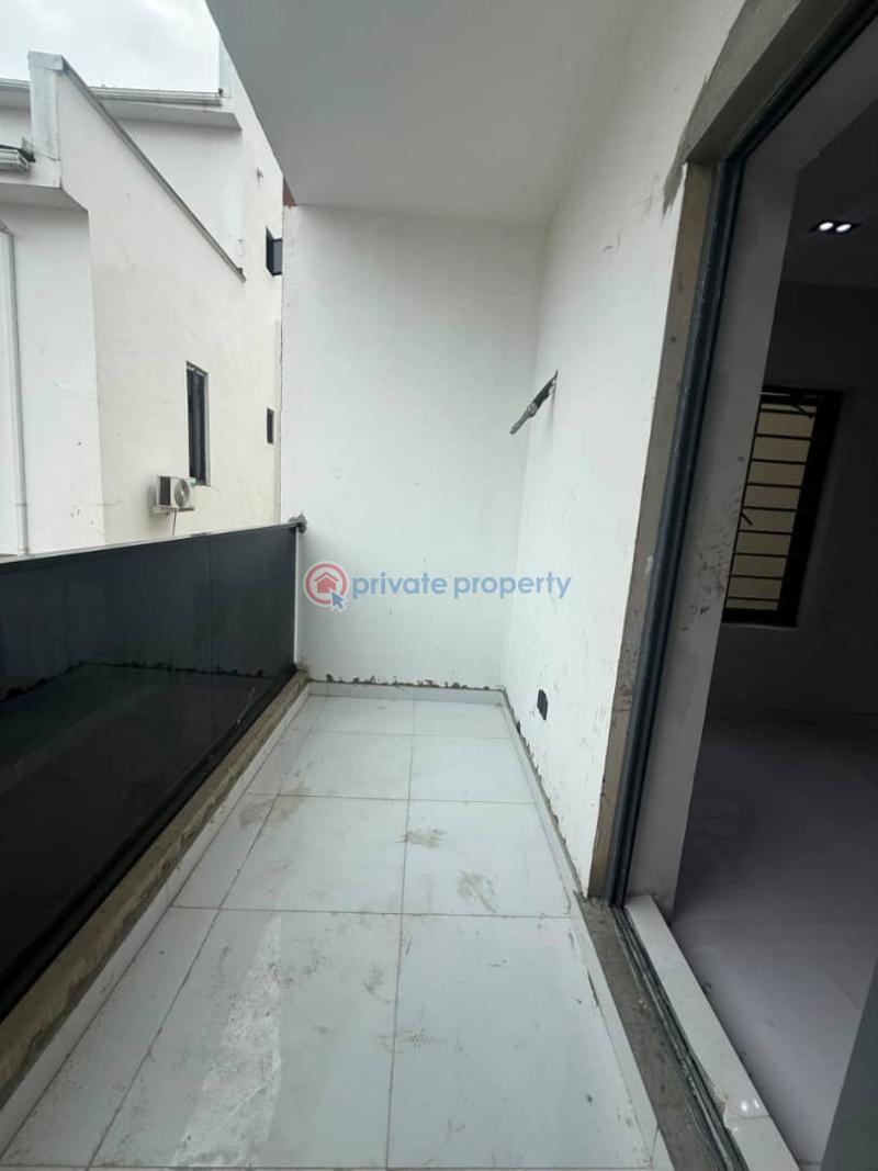 2 bedroom Block Of Flats For Sale Off Freedom Way Lekki Phase 1 Lagos Ikate Elegushi Lekki Lagos - 3