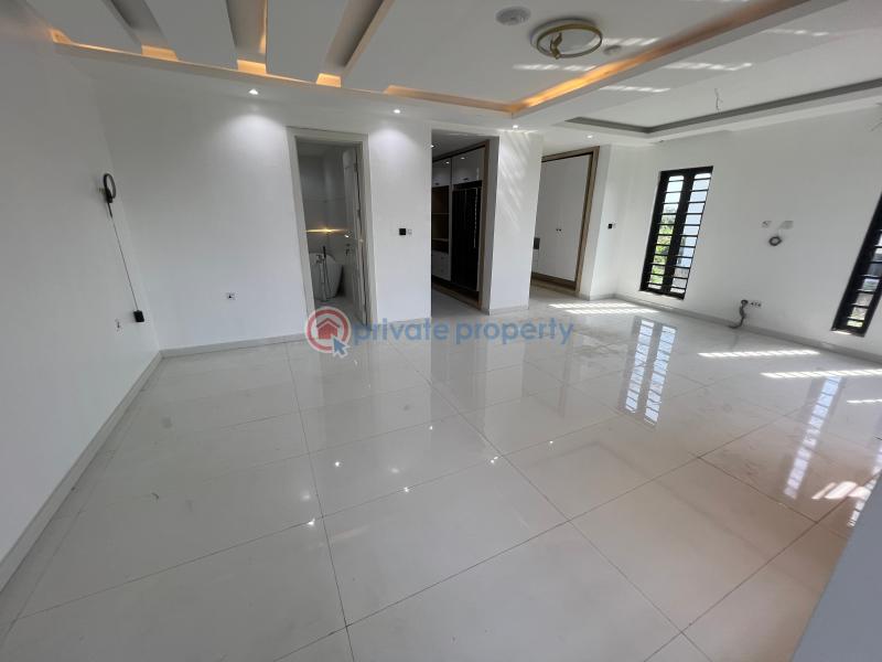 6 bedroom Detached Duplex For Sale Royal Garden Ajah Lagos - 23