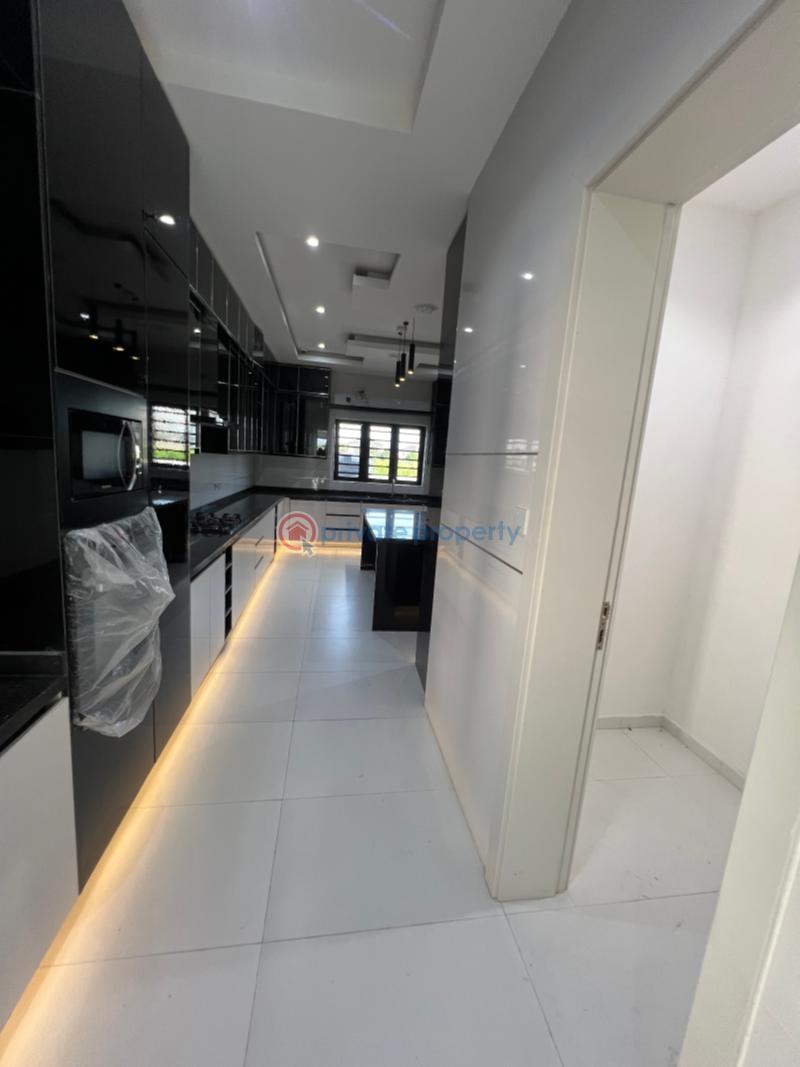 6 bedroom Detached Duplex For Sale Royal Garden Ajah Lagos - 21